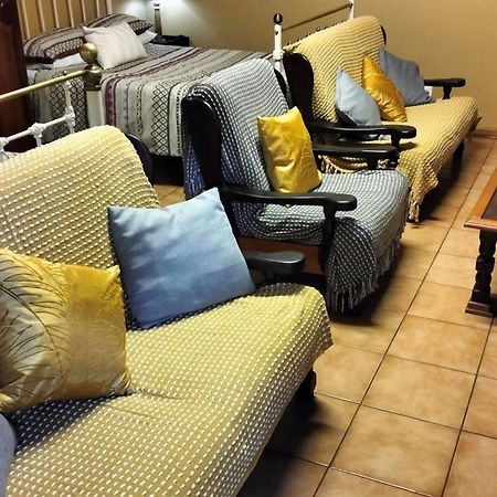 Anri Guesthouse Bloemfontein Eksteriør billede