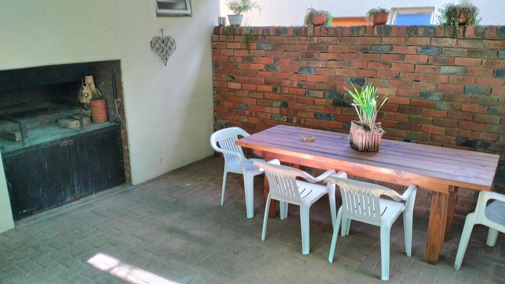 Anri Guesthouse Bloemfontein Eksteriør billede