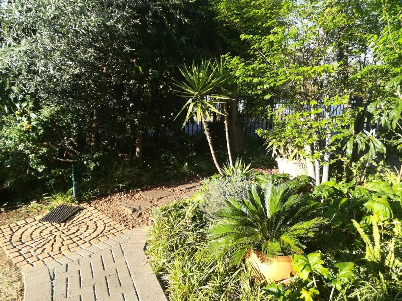 Anri Guesthouse Bloemfontein Eksteriør billede